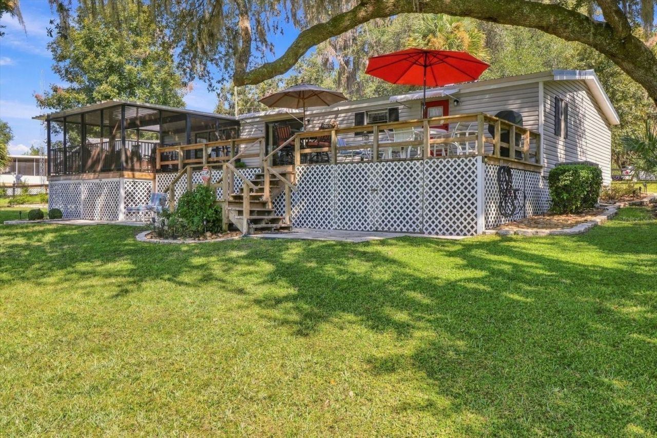 145 & 143 Faye Street, Hawthorne, FL 32640 Photo