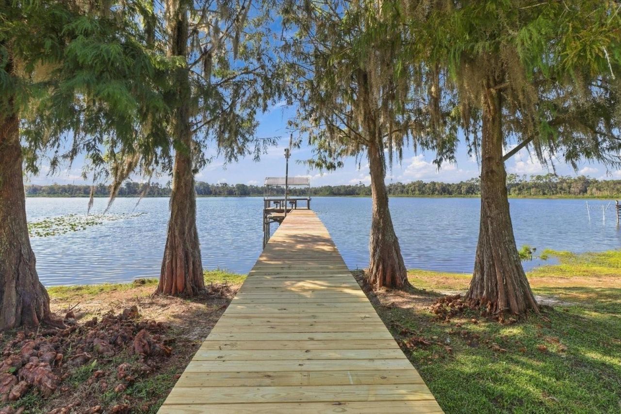 145 & 143 Faye Street, Hawthorne, FL 32640 Photo