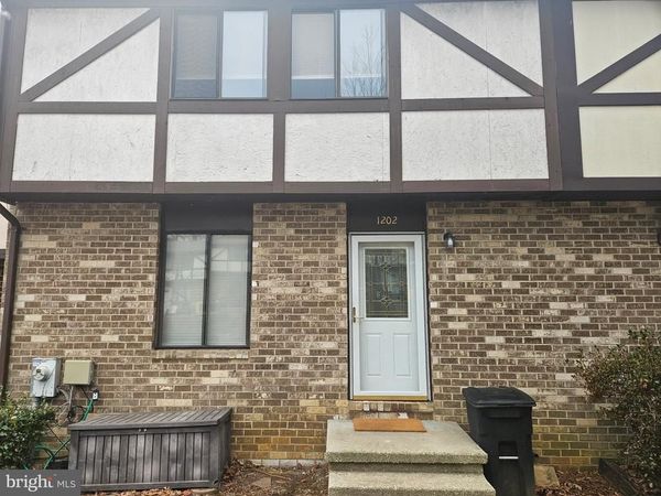 1202 HEARTWOOD, ARNOLD, MD 21012