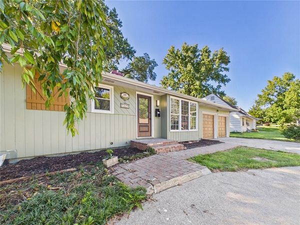 13624 Parker Avenue, Grandview, MO 64030
