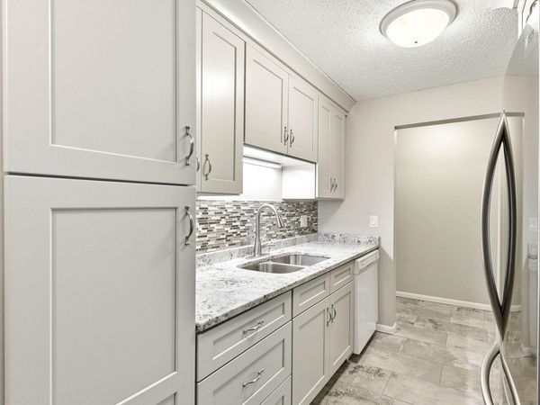 3399 Kent Street, Unit 306, Shoreview, MN 55126