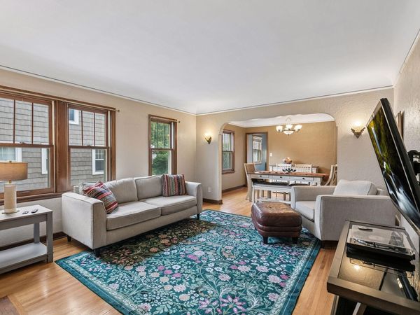 5912 10th Avenue S, Minneapolis, MN 55417