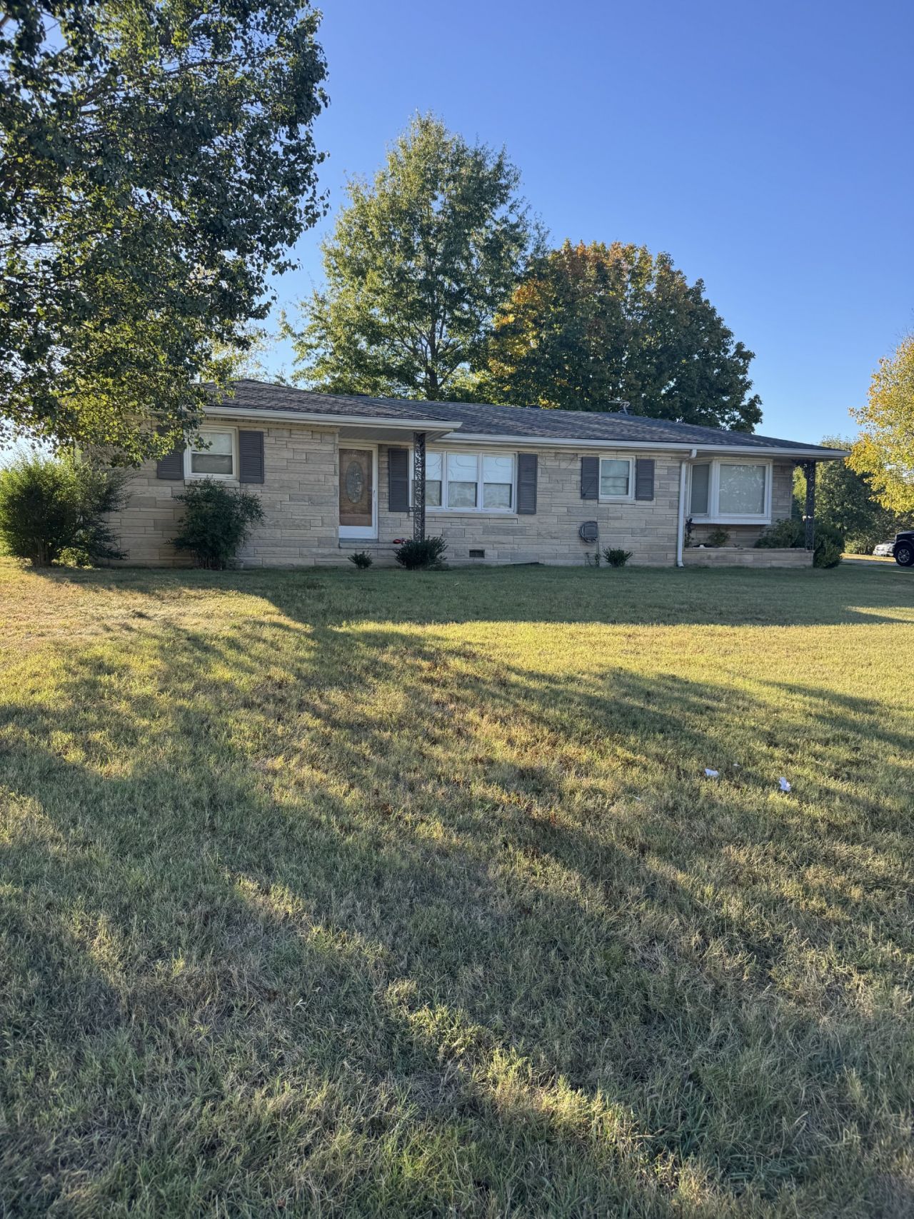 601 Scottsville Rd , Lafayette, TN 37083 Main Photo