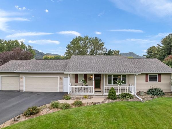 W5147 Kearns COURT, La Crosse, WI 54601