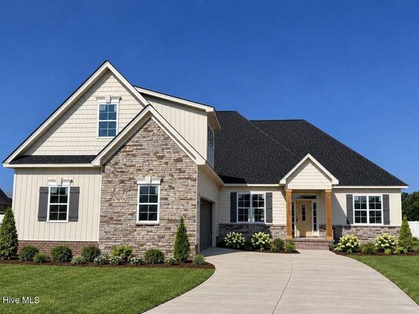 3025 Camille Drive , Winterville, NC 28590
