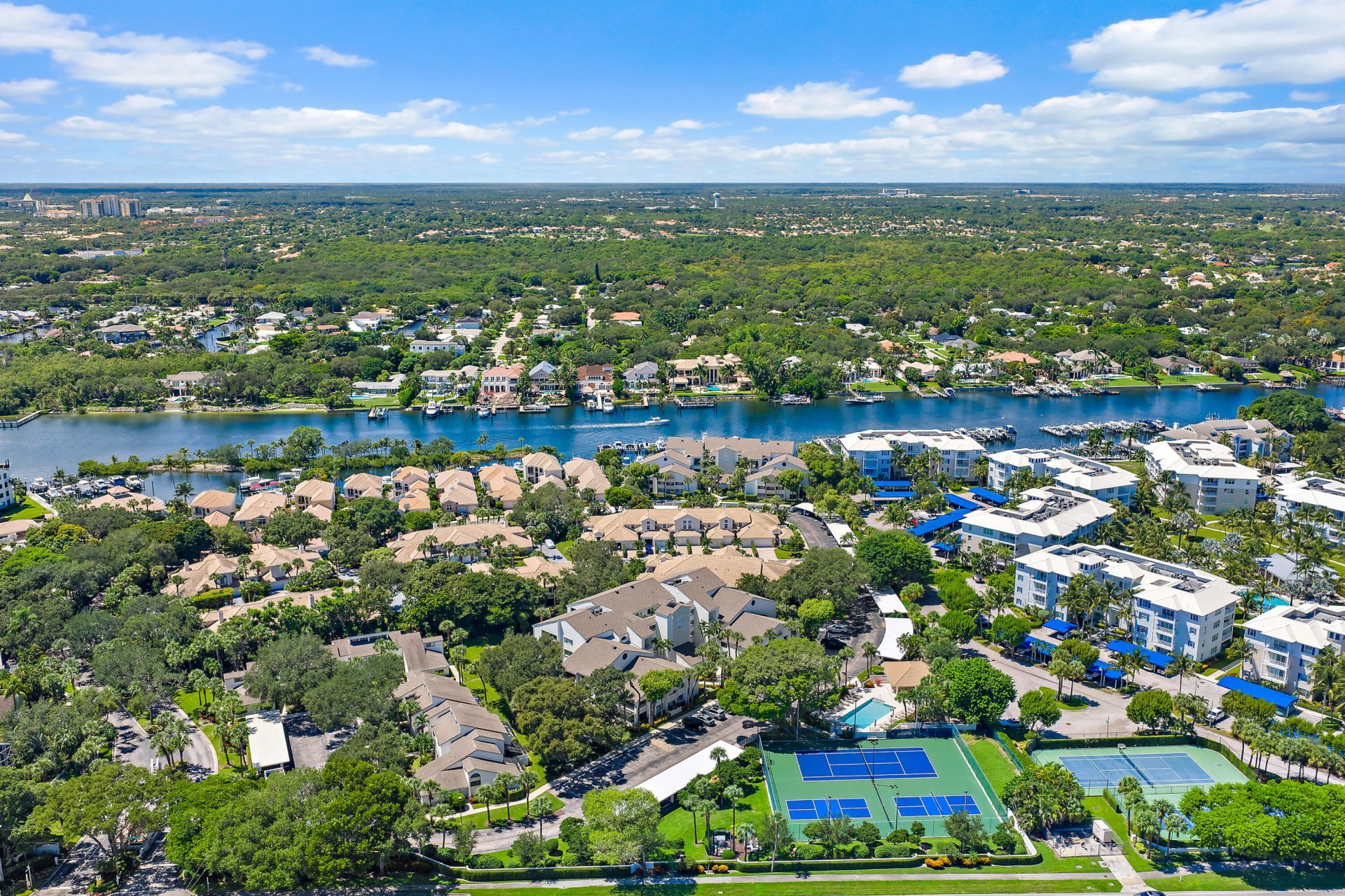 326 Oak Harbour Drive, Unit 326, Juno Beach, FL 33408 Photo
