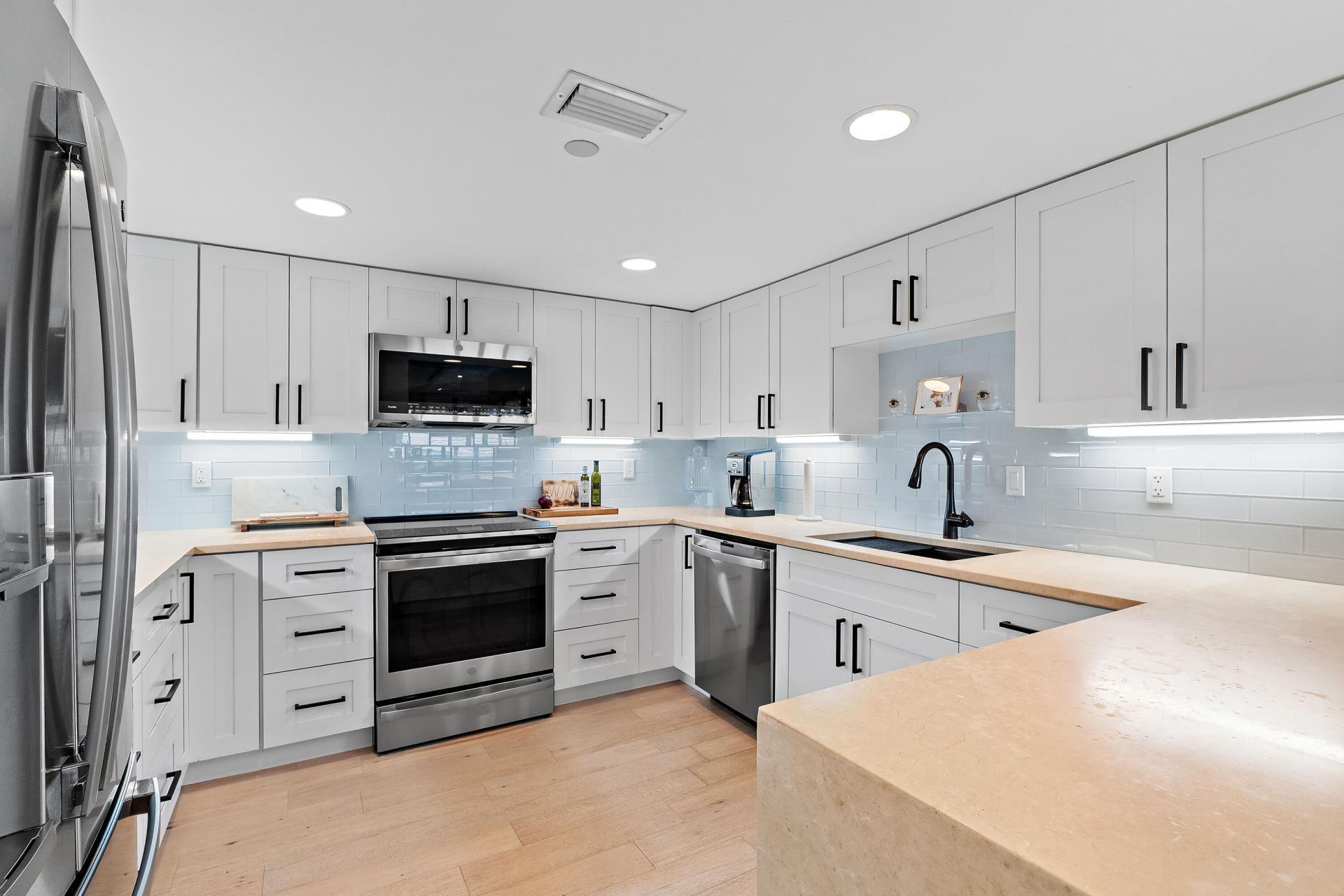 326 Oak Harbour Drive, Unit 326, Juno Beach, FL 33408 Photo