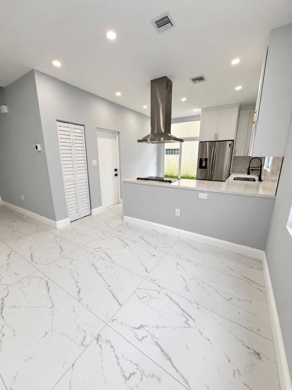 3705 Valais Drive, Hollywood, FL 33021 Photo