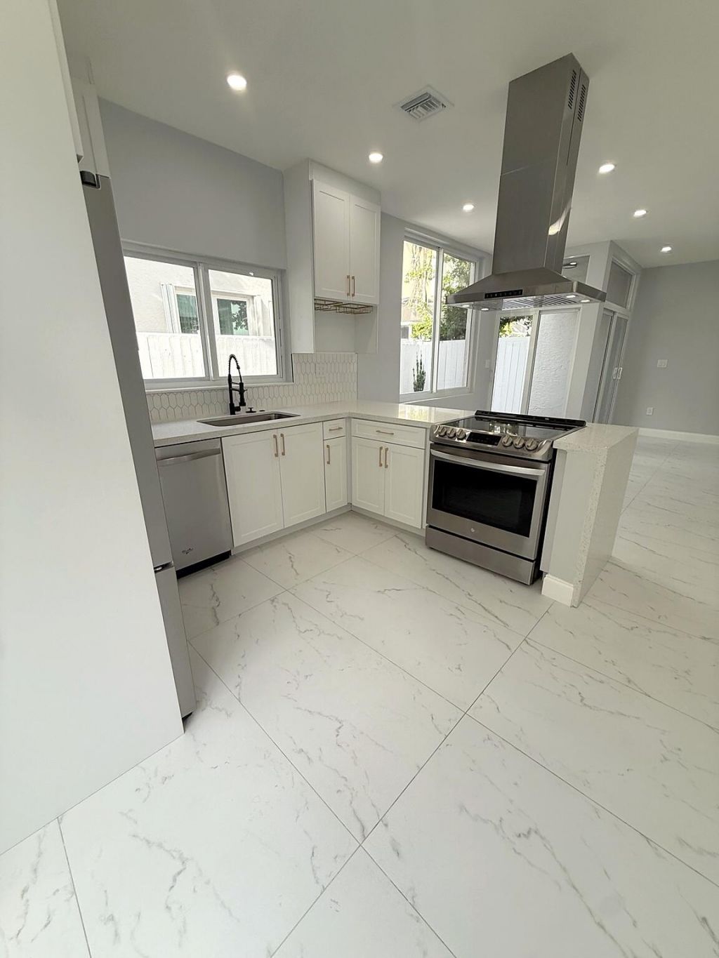 3705 Valais Drive, Hollywood, FL 33021 Photo