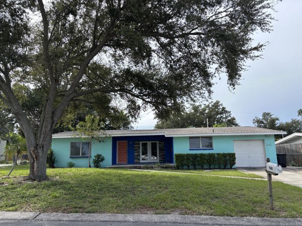 1541 BONAIR Street, Clearwater, FL 33755