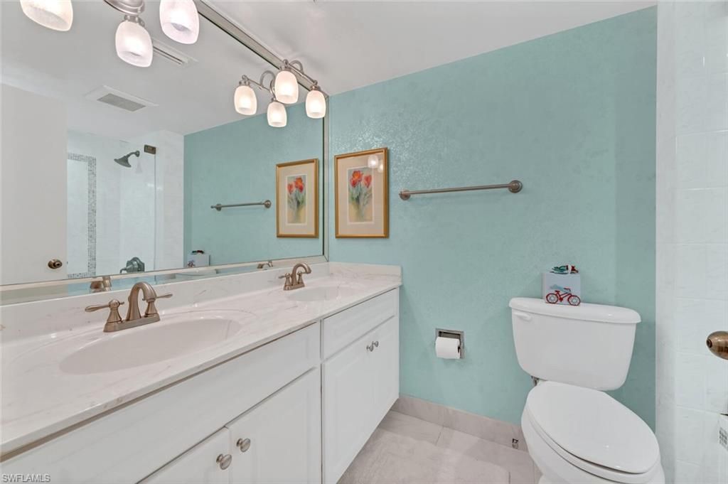 5950 Pelican Bay Blvd , Unit 113, Naples, FL 34108 Photo