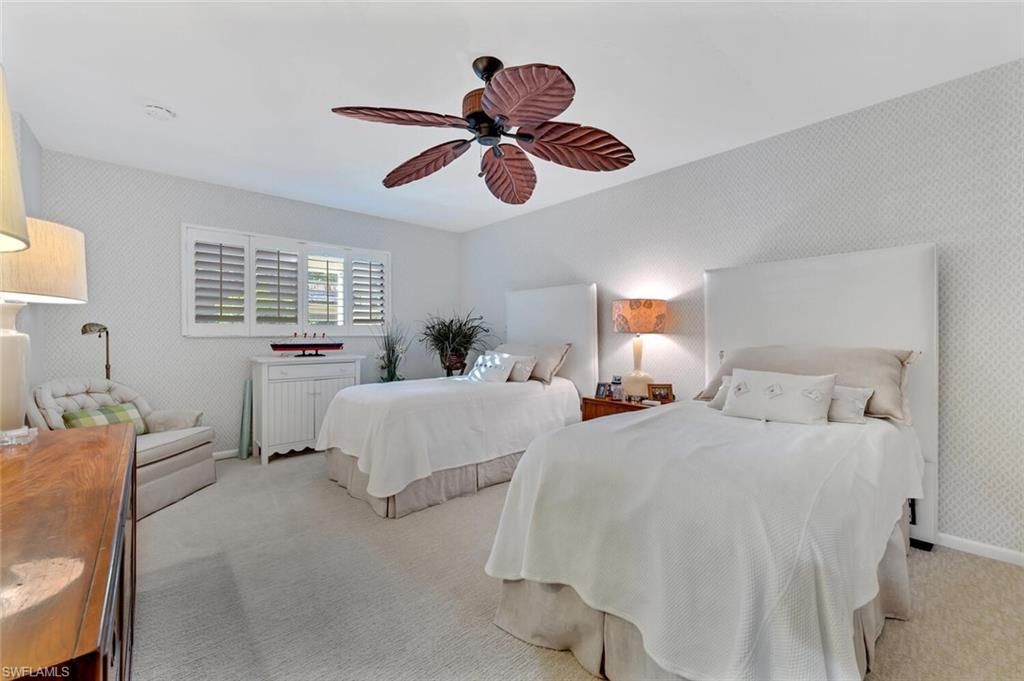 5950 Pelican Bay Blvd , Unit 113, Naples, FL 34108 Photo