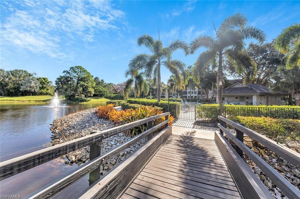 5950 Pelican Bay Blvd , Unit 113, Naples, FL 34108 Photo
