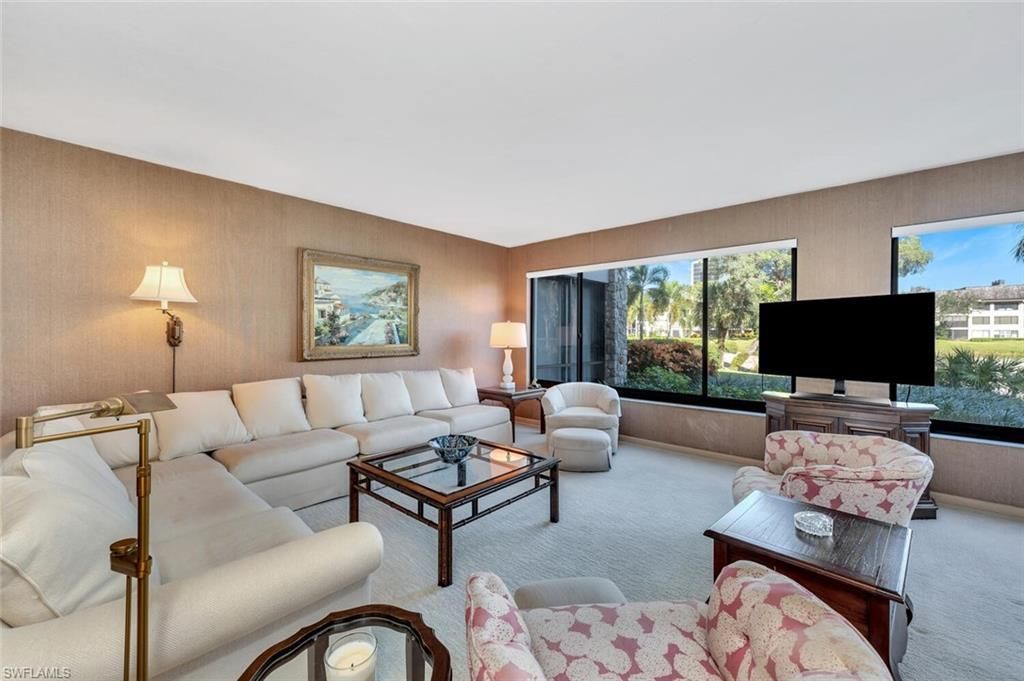 5950 Pelican Bay Blvd , Unit 113, Naples, FL 34108 Photo
