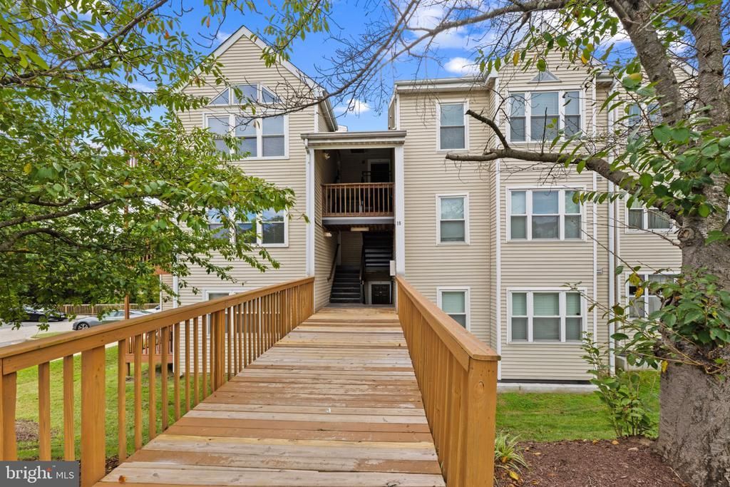 18-H DEER RUN COURT, HALETHORPE, MD 21227