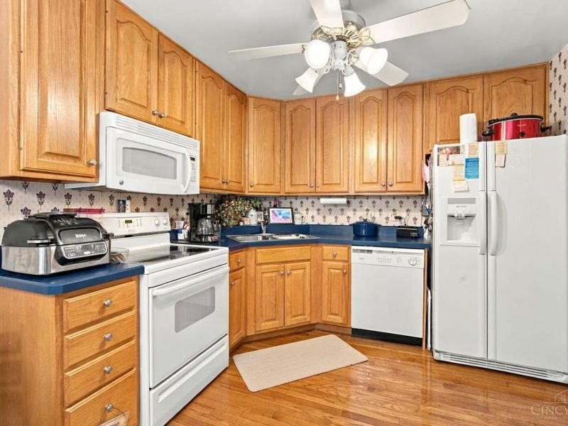 6128 Cleves Warsaw Pike, Delhi Township, OH 45233 Photo 10