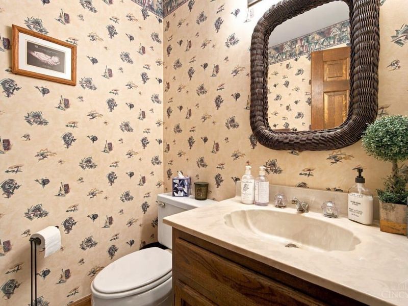 6128 Cleves Warsaw Pike, Delhi Township, OH 45233 Photo 15