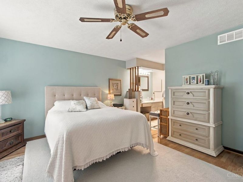 6128 Cleves Warsaw Pike, Delhi Township, OH 45233 Photo 19