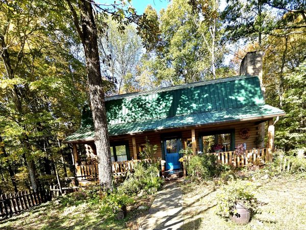 1242 Peter Pond Rd , Ashland City, TN 37015