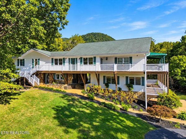 8414 Bud Hawkins Rd , Corryton, TN 37721