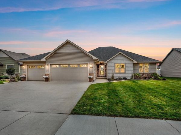 2927 GARDENIA DRIVE, Appleton, WI 54913
