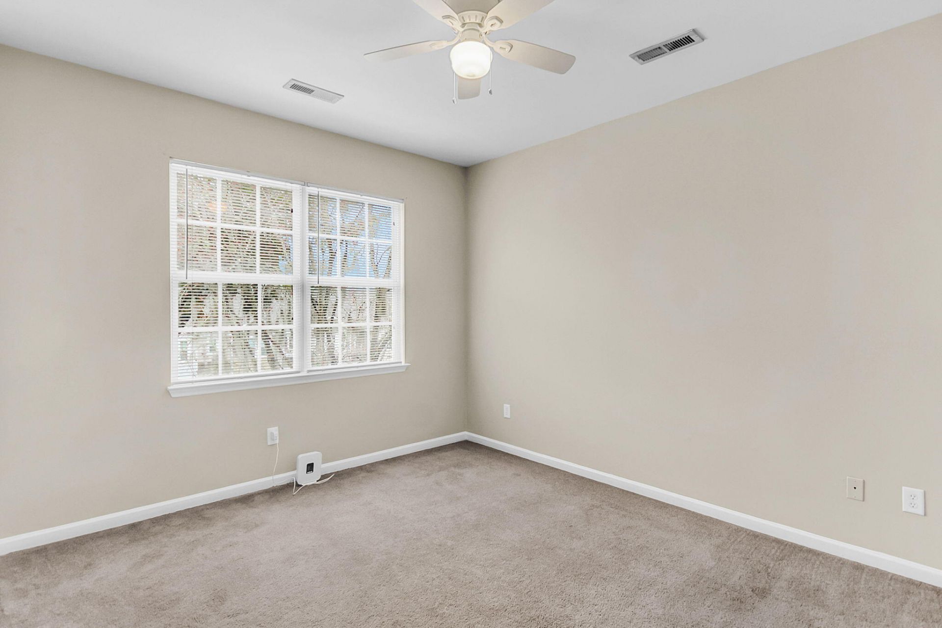 4668 Palm View Circle Photo 13