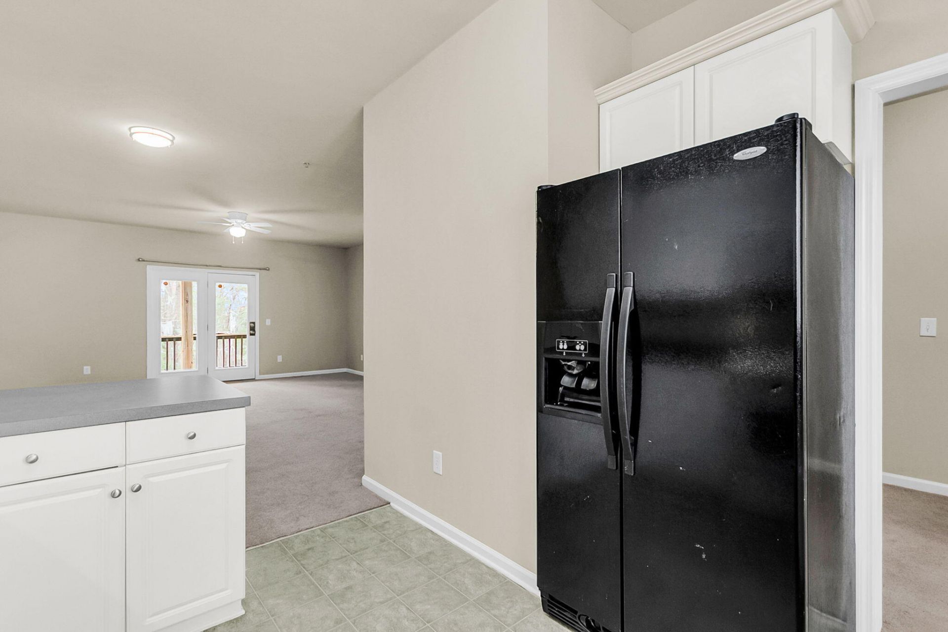 4668 Palm View Circle Photo 9