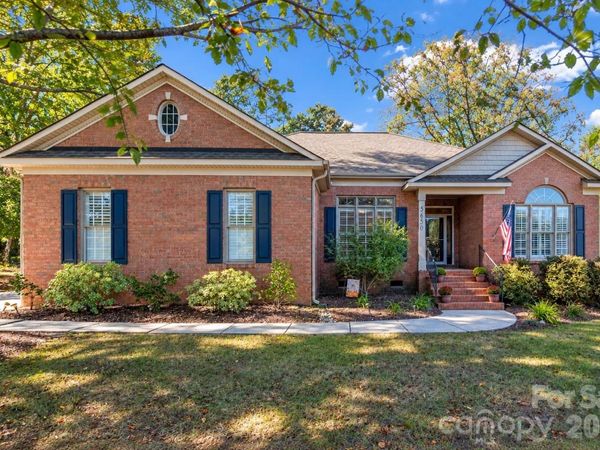 5650 Landale Court NW, Concord, NC 28027