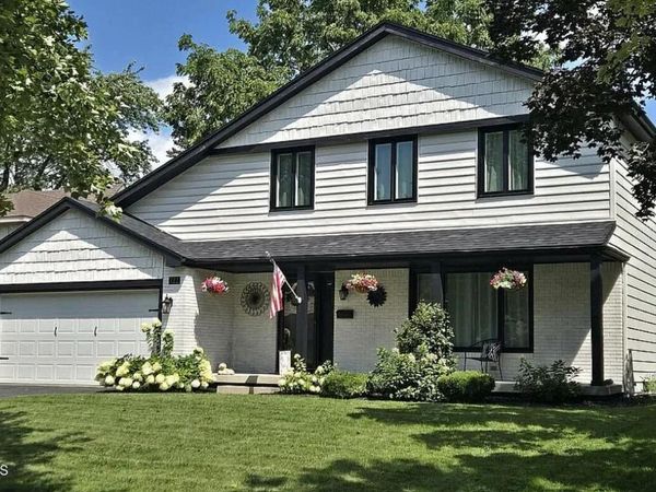 722 Meadow Springs Court, Maumee, OH 43537