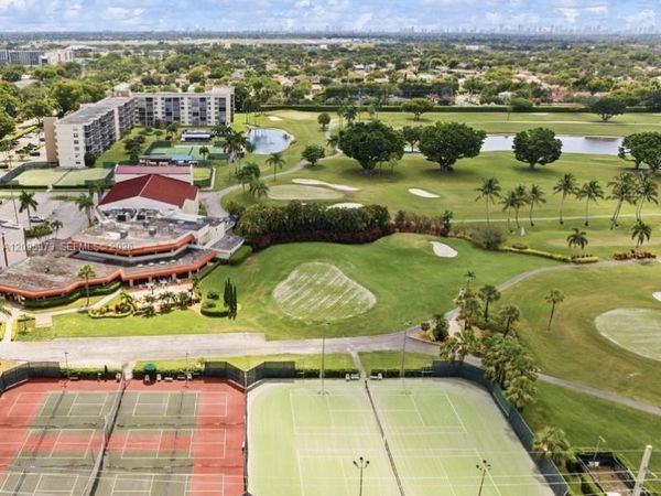300 S Hollybrook Dr , Unit 203, Pembroke Pines, FL 33025