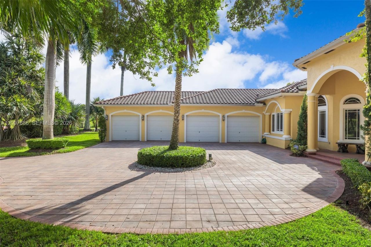 10640 Pegasus St, Davie, FL 33324 Photo