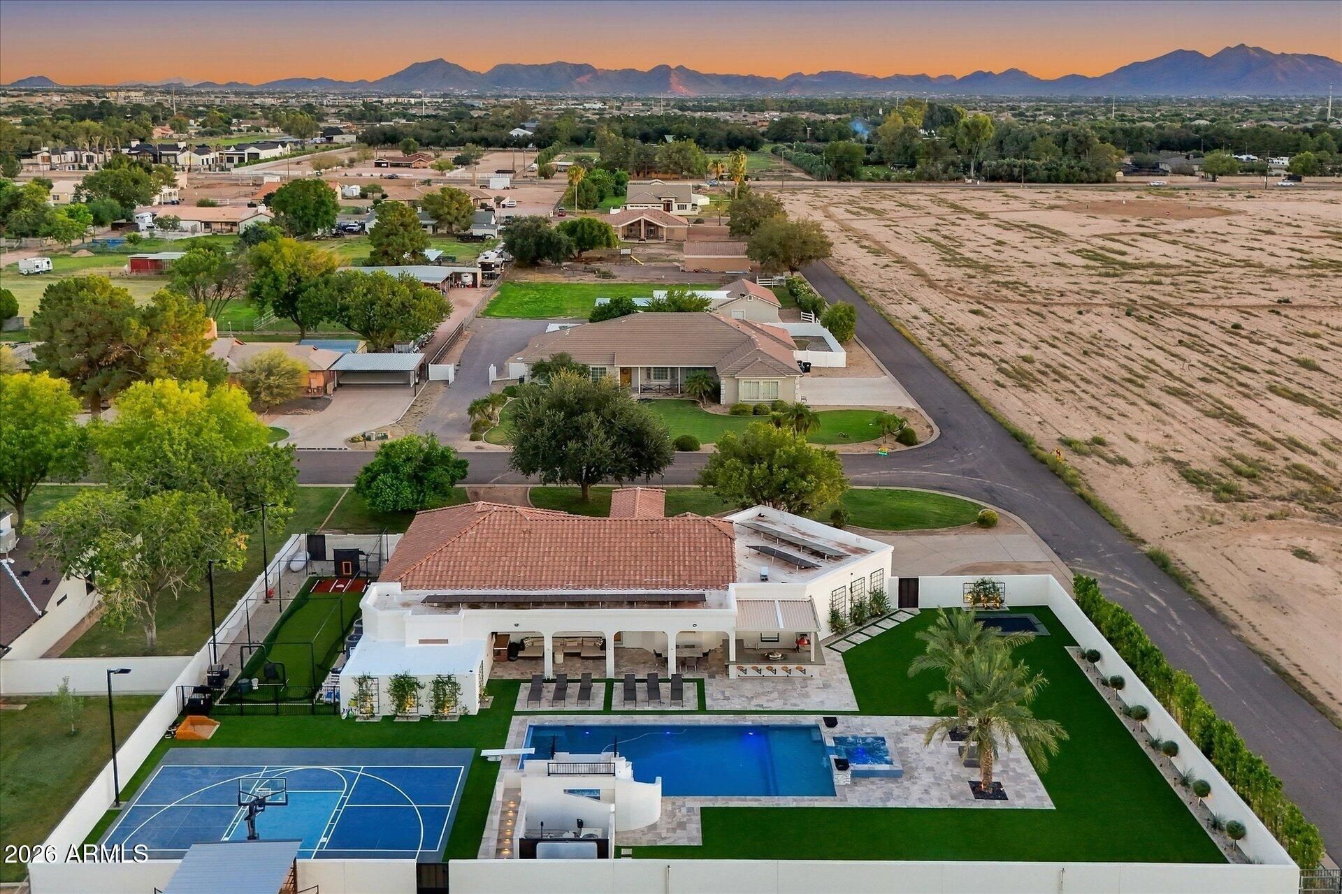 8546 E WATERFORD Circle, Mesa, AZ 85212