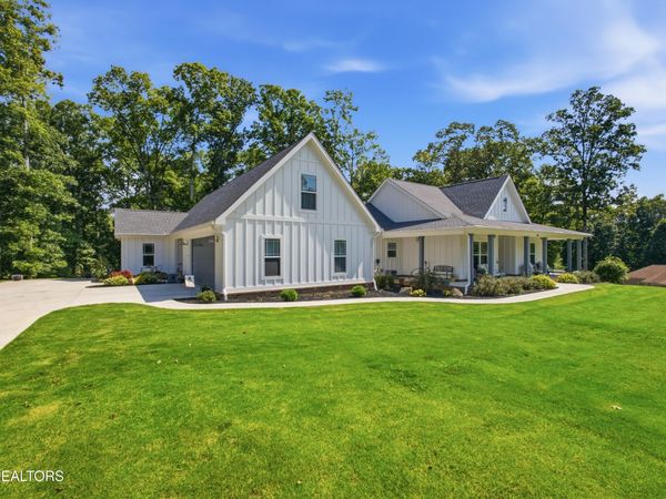 114 W Mountain Drive, Rockwood, TN 37854