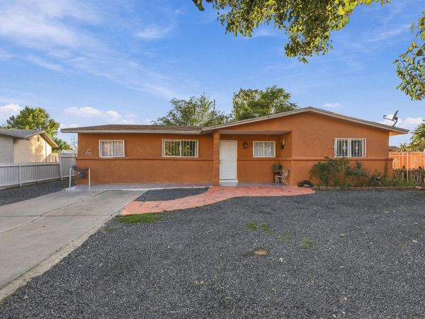 4633 Spring Valley Circle SW, Albuquerque, NM 87105