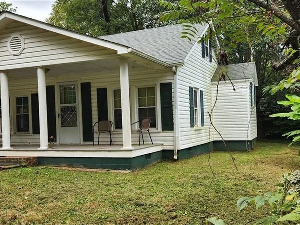 213 N Street , North Wilkesboro, NC 28659