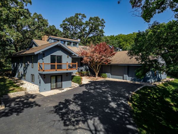 7707 N VALLEY HILL Road , Woodstock, IL 60098