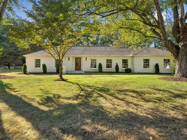 1313 Lipscomb Dr , Brentwood, TN 37027
