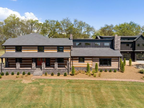 1554 Latimer Ln , Hendersonville, TN 37075