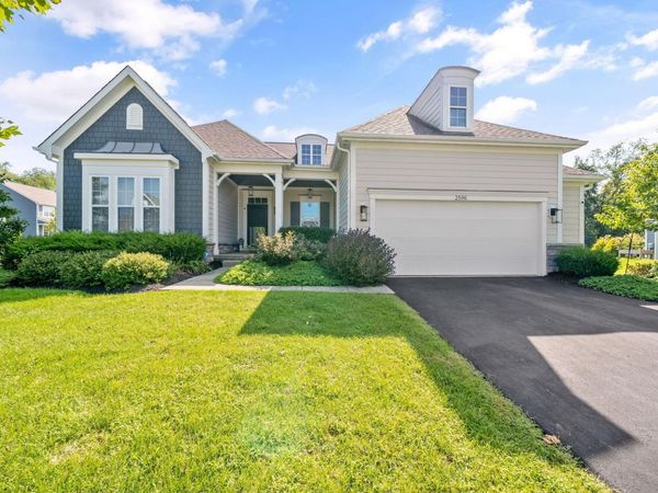 2596 Clemton Park E, Blacklick, OH 43004