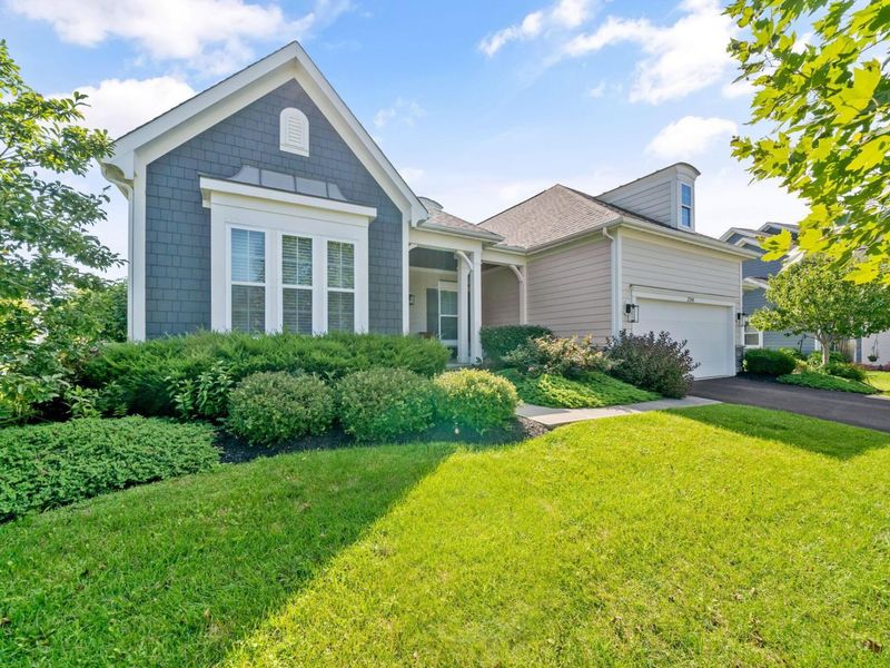 2596 Clemton Park E, Blacklick, OH 43004 Photo 2