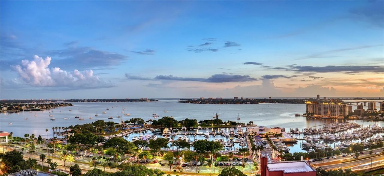 1513 Oak Street, Unit 18, Sarasota, FL 34236 Photo