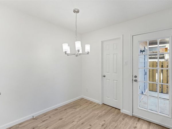 818 Banister LN, Unit 818, Austin, TX 78704