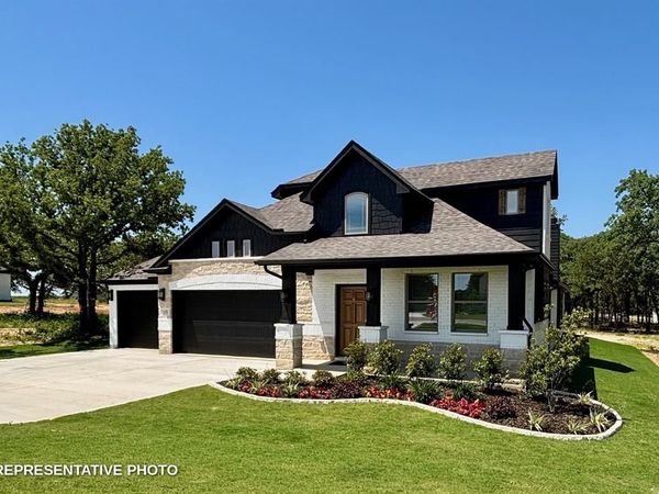 1065 Monaco Court , Springtown, TX 76082