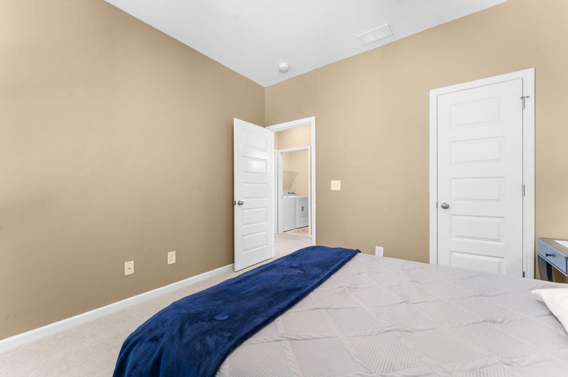 305 W Respite Lane Photo 39