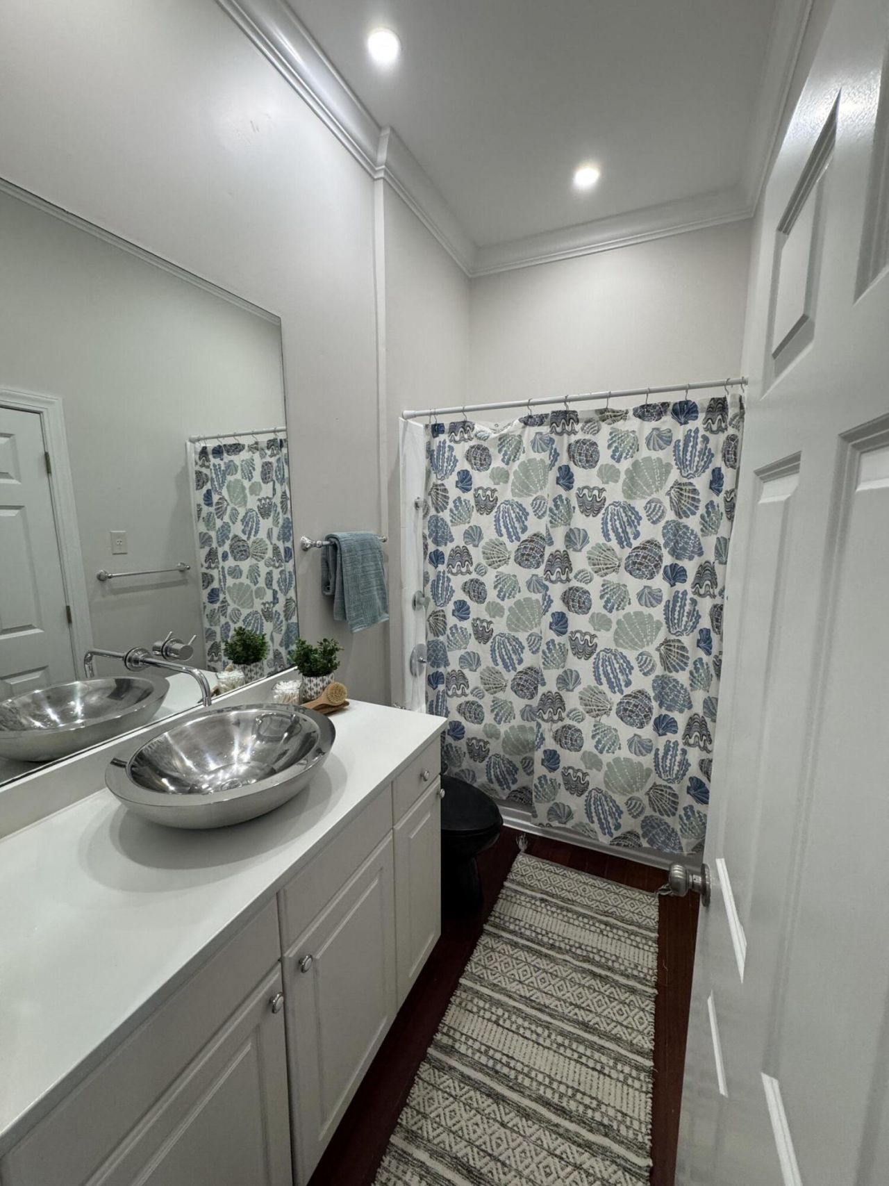 348 King Street Photo 10