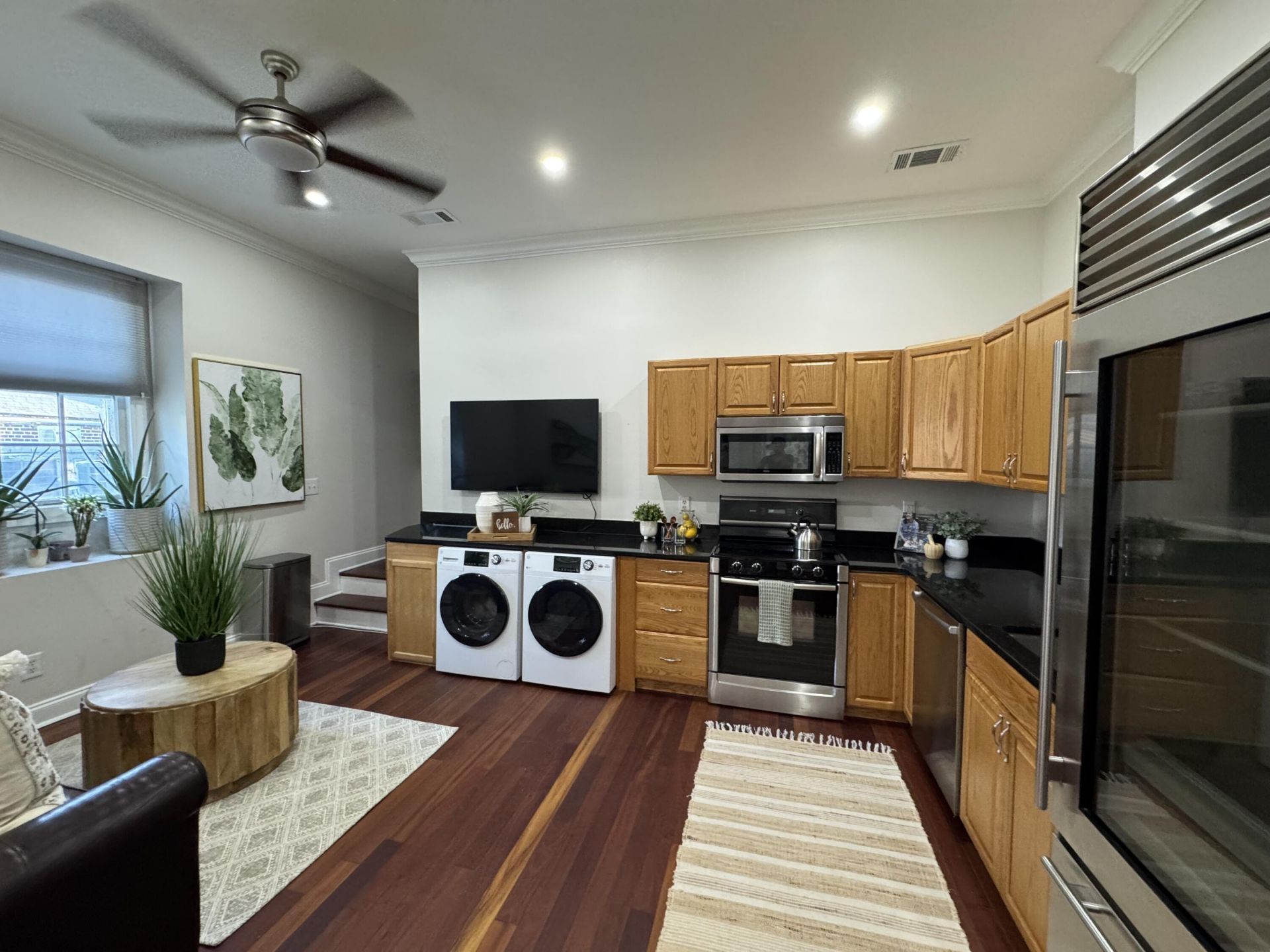 348 King Street Photo 5