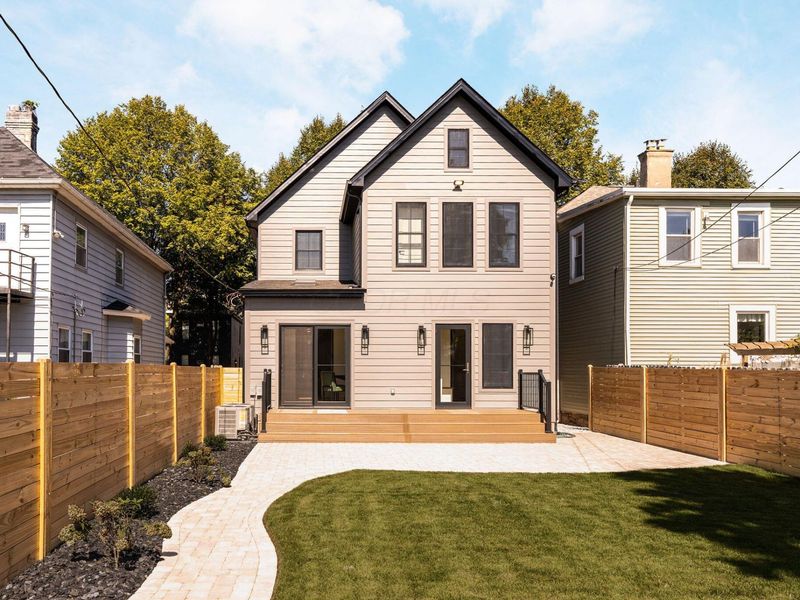 529 E Beck Street , Columbus, OH 43206 Photo 55