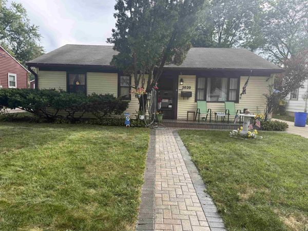 2020 Sauber Avenue, ROCKFORD, IL 61103