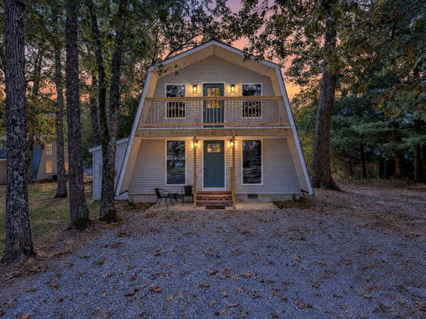 33 Chalet Dr , Manchester, TN 37355
