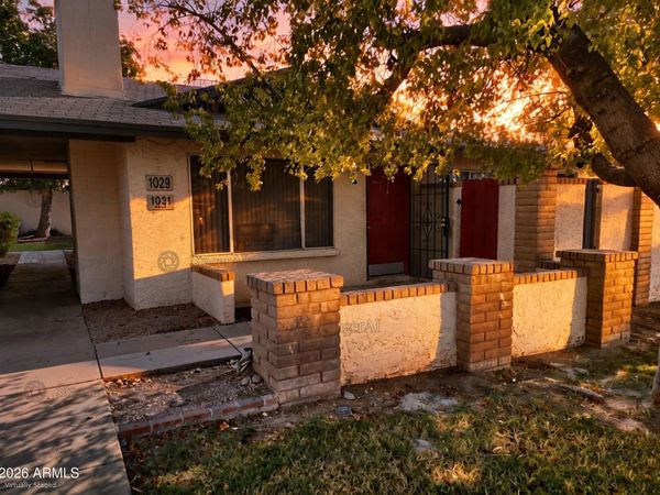 1029 W LAGUNA Drive, Tempe, AZ 85282